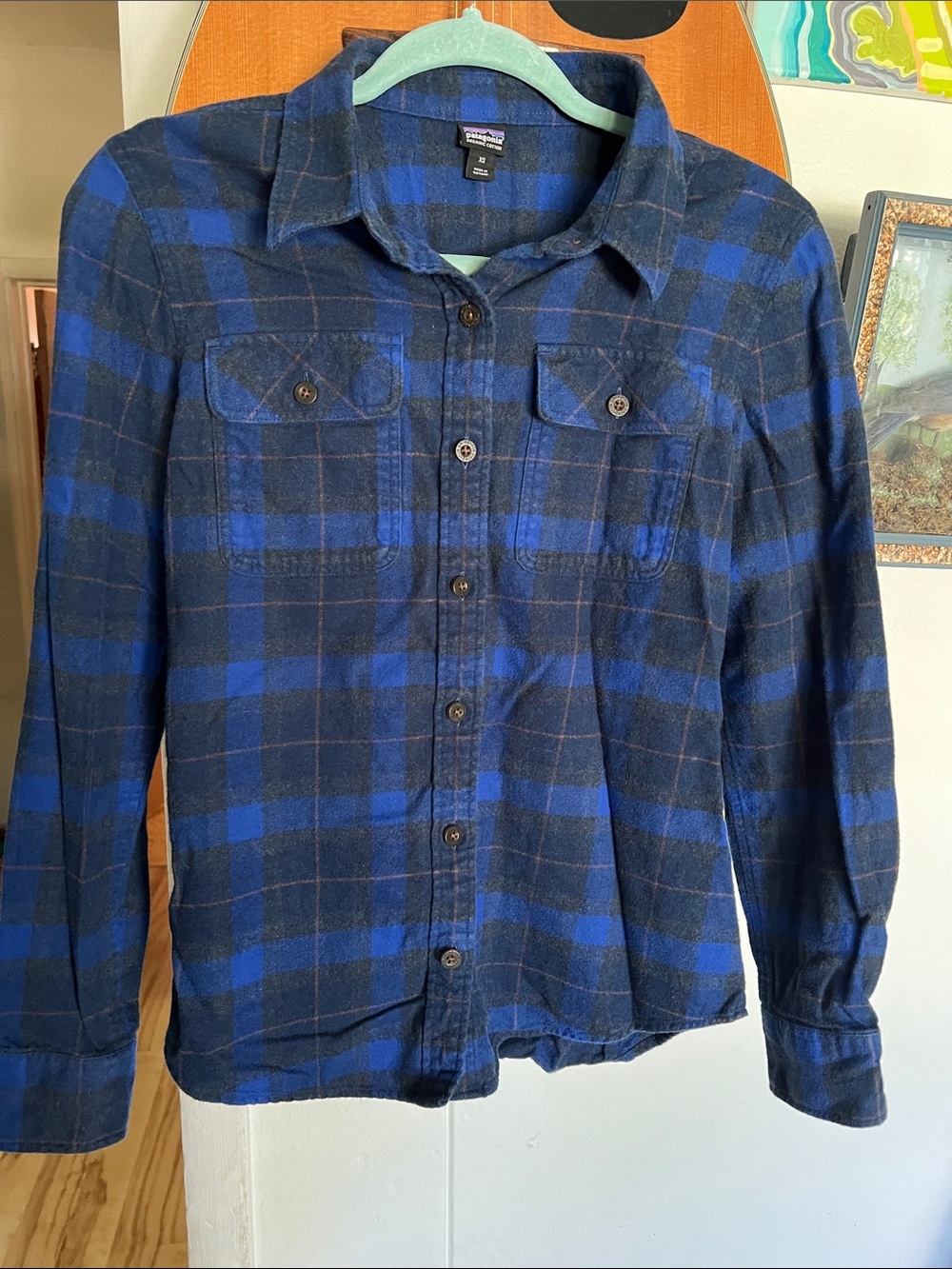 Patagonia Blue and Black Plaid Lightweight Shirt Jacket Women’s size XS - Picture 6 of 11